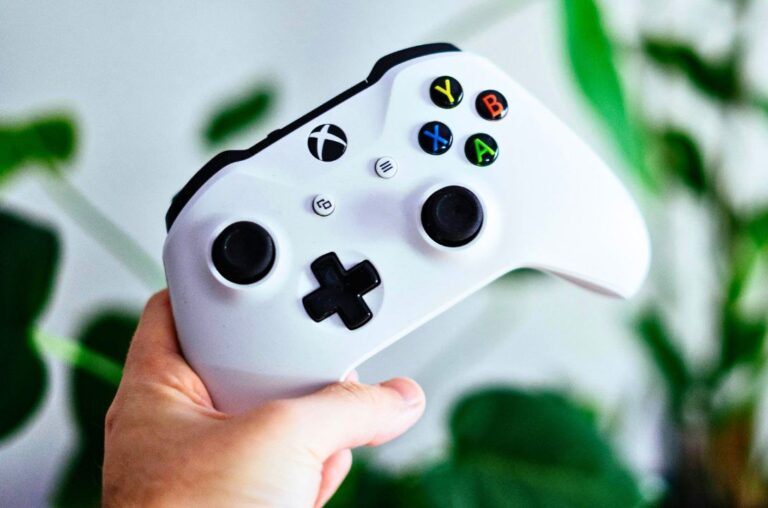 Xbox Game Pass Premium Grátis por 1 Mês Lendo Webcomic do Sea of Thieves | Tech No Lógico